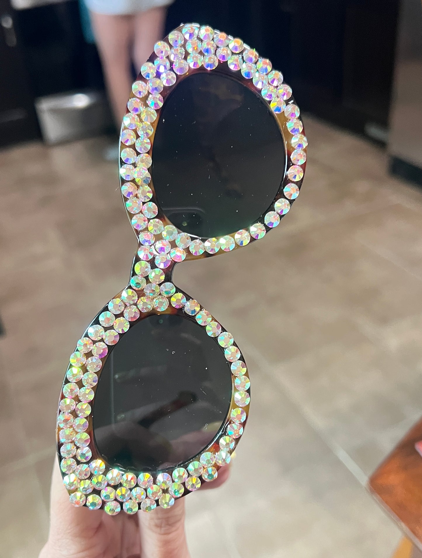 Bedazzle Oversized Sunglasses Workshop